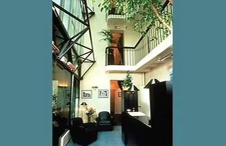 Archetype Etoile 3* Paris