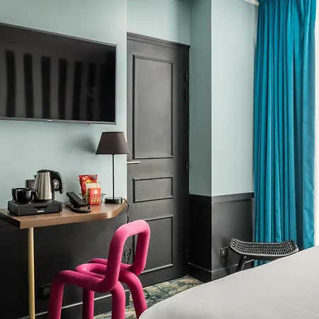Archetype Etoile Hotel