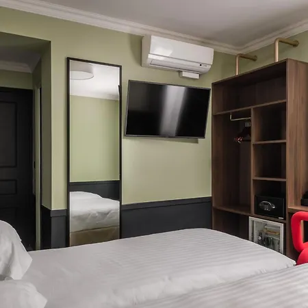Archetype Etoile Hotel