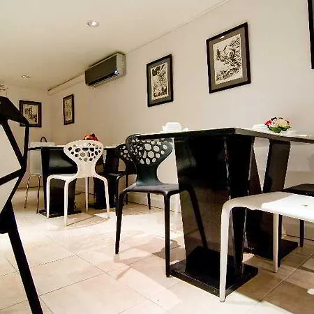 Archetype Etoile 酒店 3*