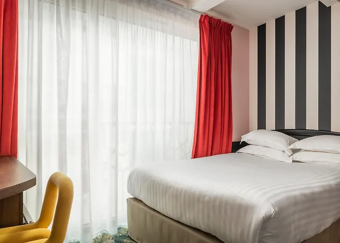 מלון Archetype Etoile