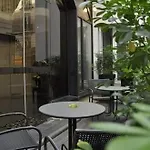 Archetype Etoile Hotel