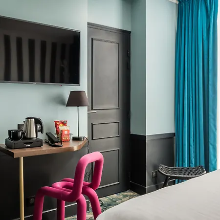 Archetype Etoile Hotel 3*