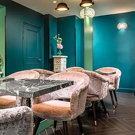 Otel Archetype Etoile