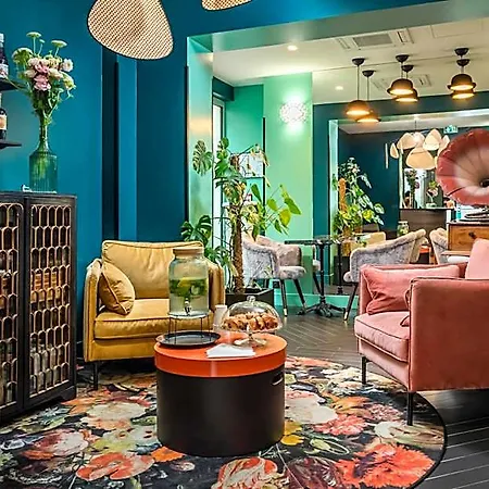 Otel Archetype Etoile 3*