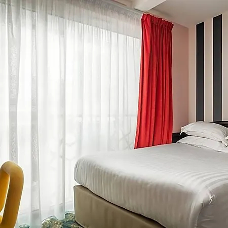 Archetype Etoile 3* Paris