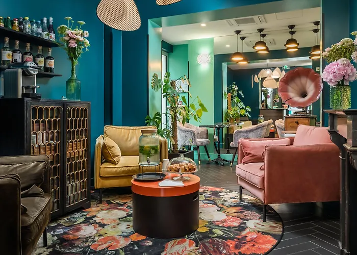 Archetype Etoile Hotel