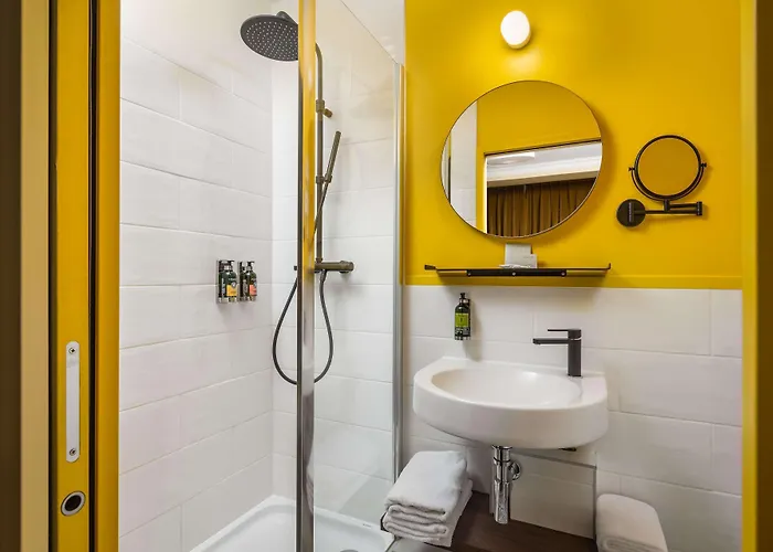 Archetype Etoile Hotel