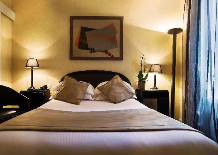 Archetype Etoile Paris