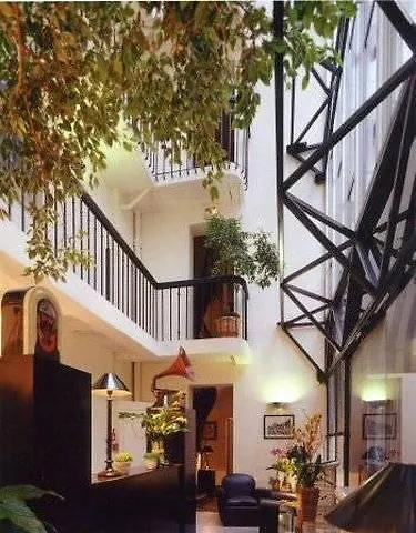 Archetype Etoile Hotel Paris