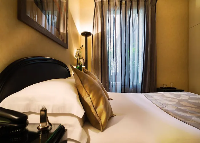 Archetype Etoile Hotel