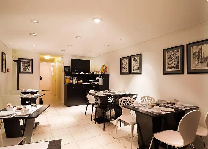 Hotel Archetype Etoile 3*