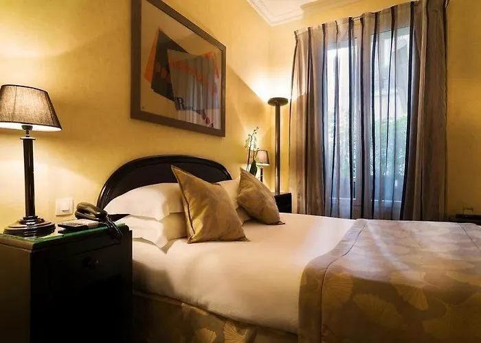 Archetype Etoile 3* Paris