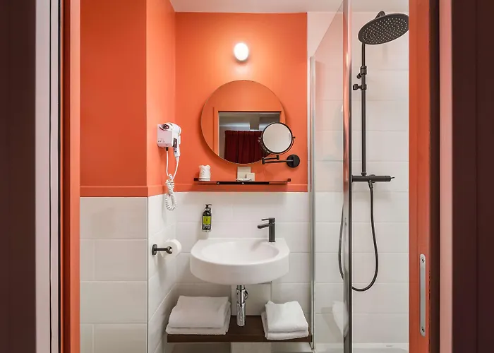 Archetype Etoile Hotel